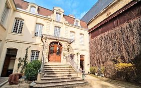 Suite Standing Dans Bel Hotel Particulier